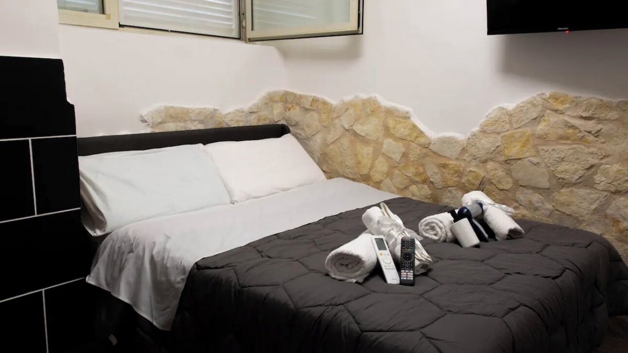 Photo of Bedroom in Naples City Centre