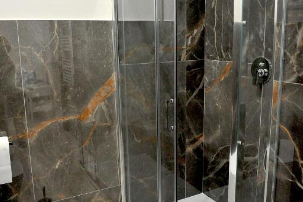 Photo of Bathroom in Pagani