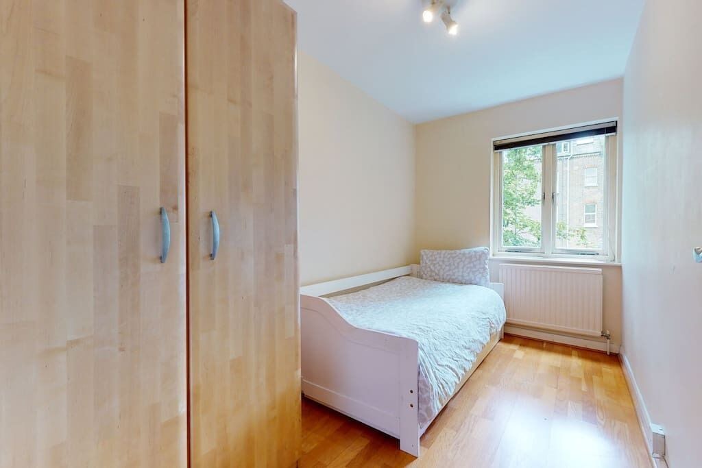 Photo of Bedroom in Maida Vale