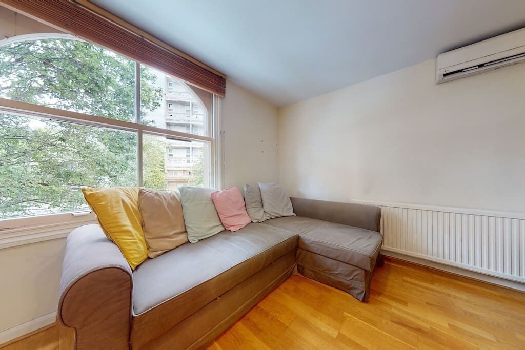 Photo of Livingroom in Maida Vale