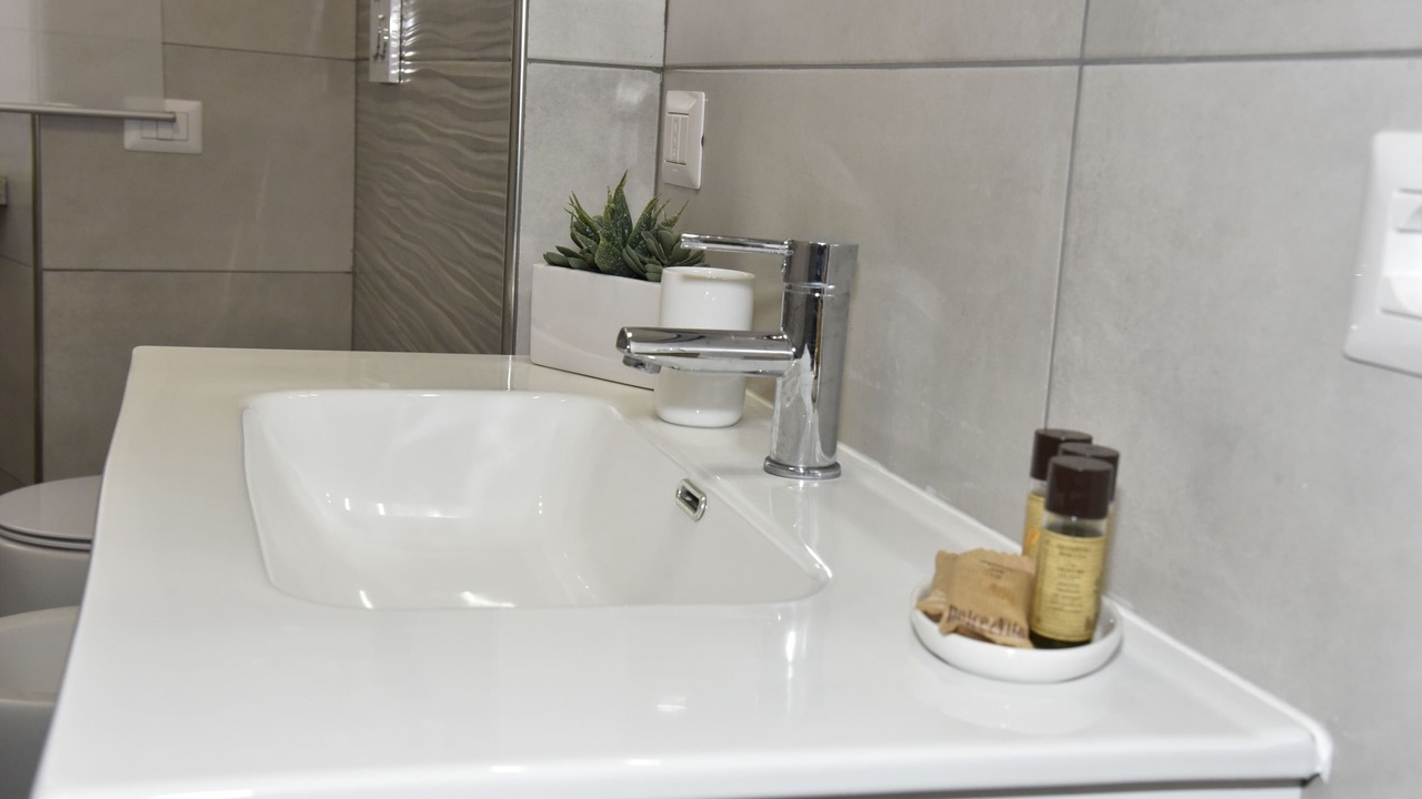 Photo of Bathroom in Zona XV Torre Maura