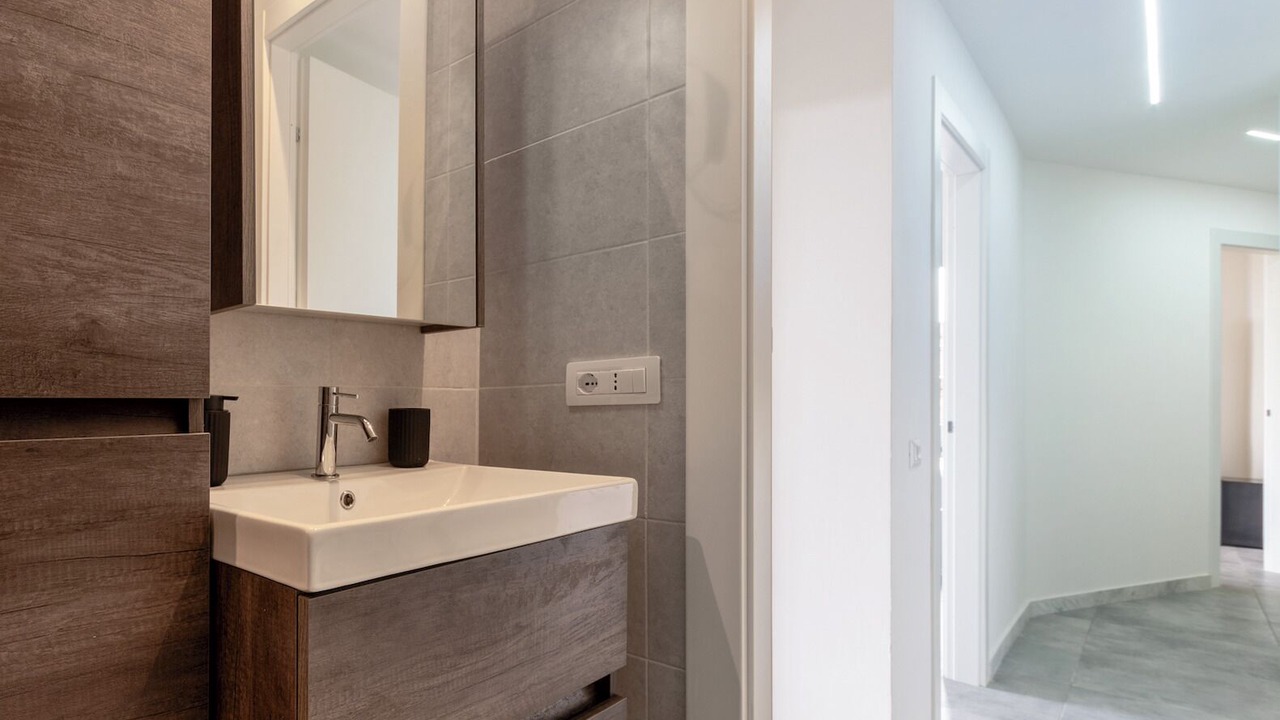 Photo of Bathroom in Esquilino