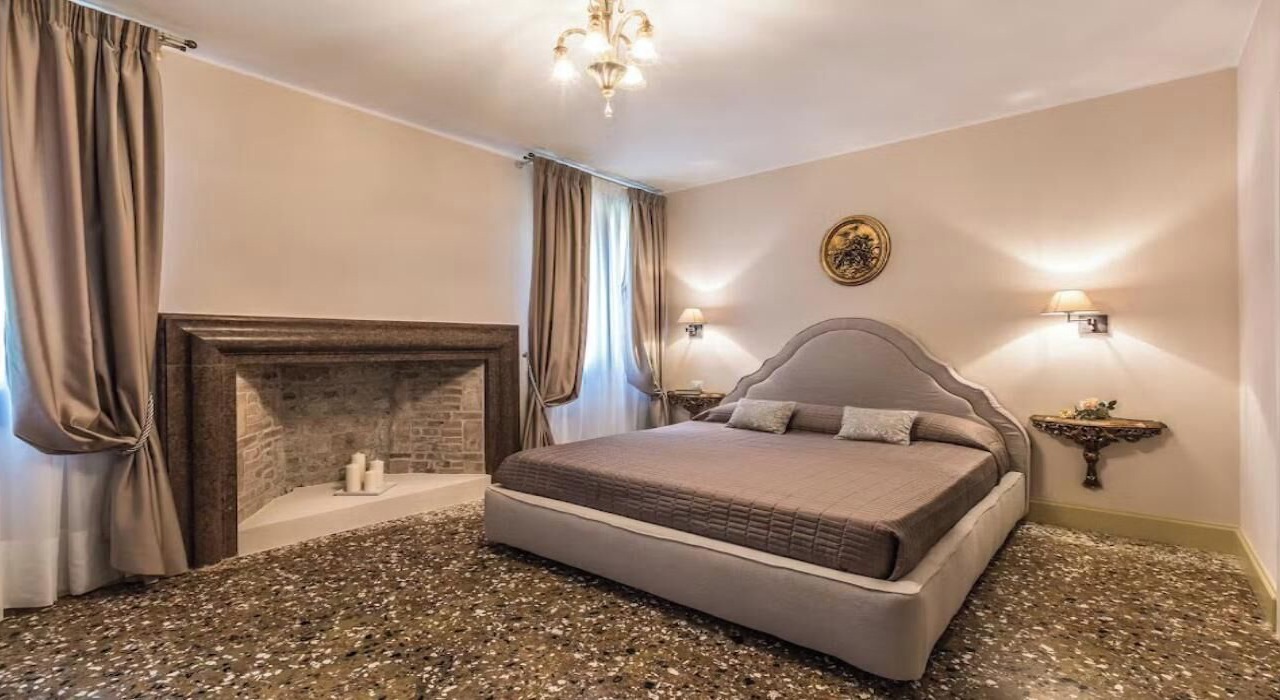 Photo of Bedroom in Santa Croce
