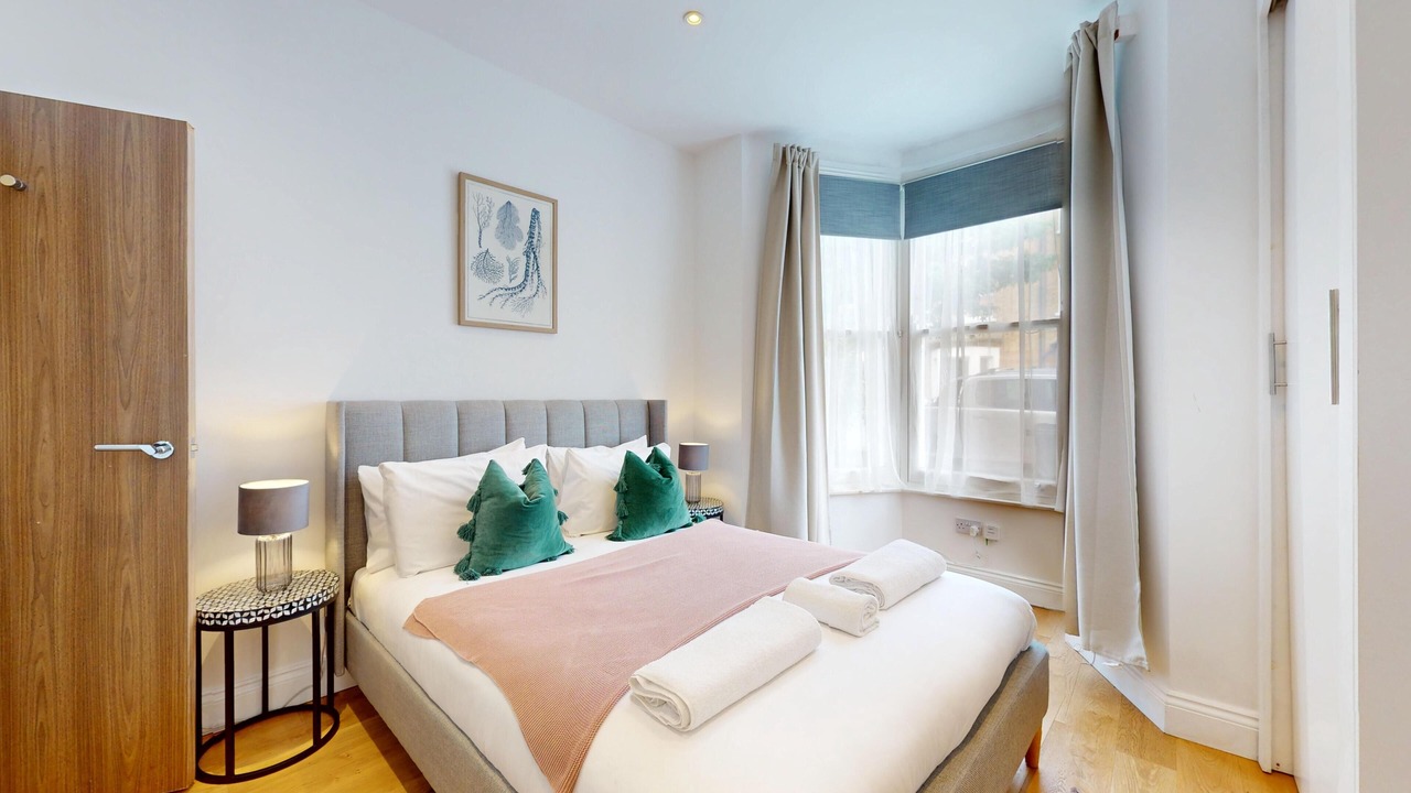 Photo of Bedroom in Kilburn