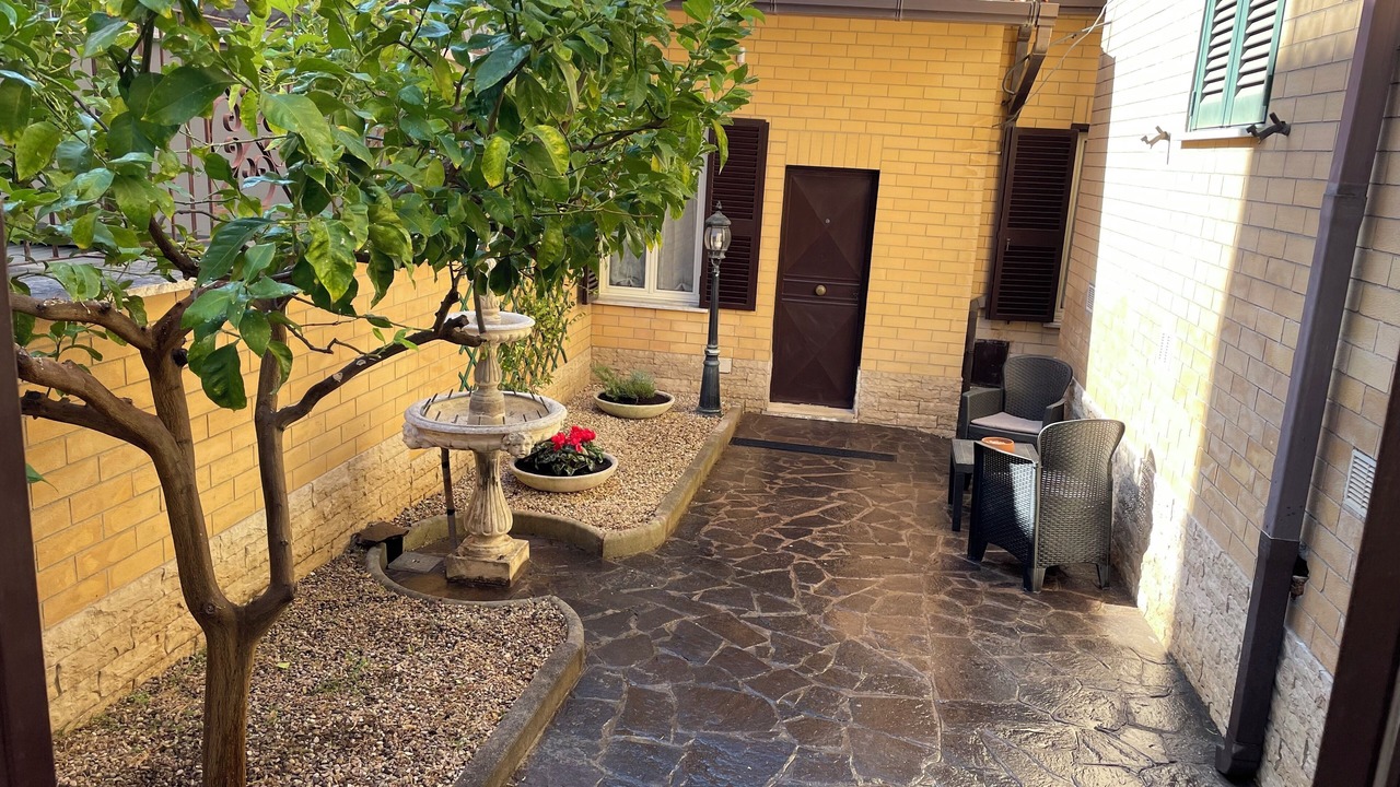Photo of Patio Balcony in Aurelio