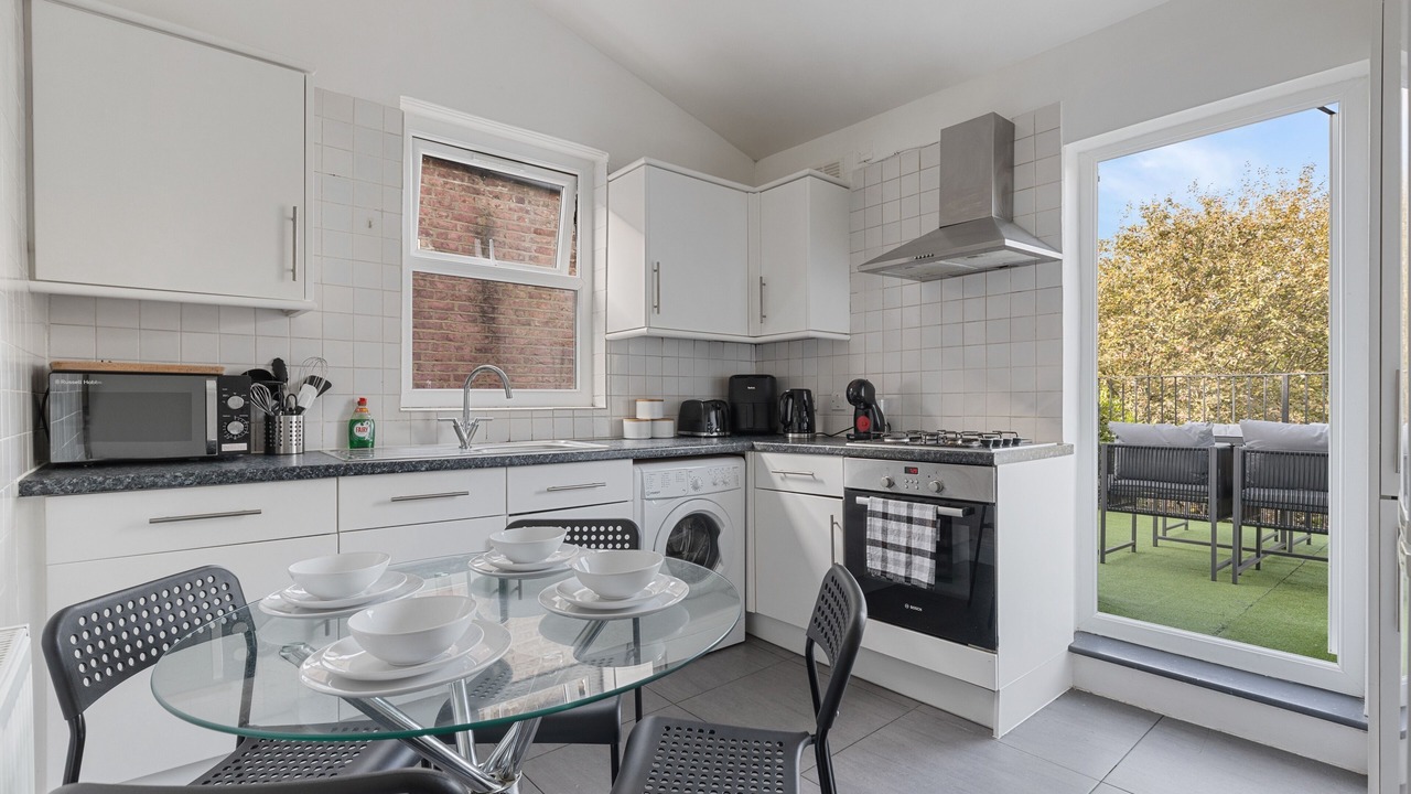 Photo of Kitchen in Haringey