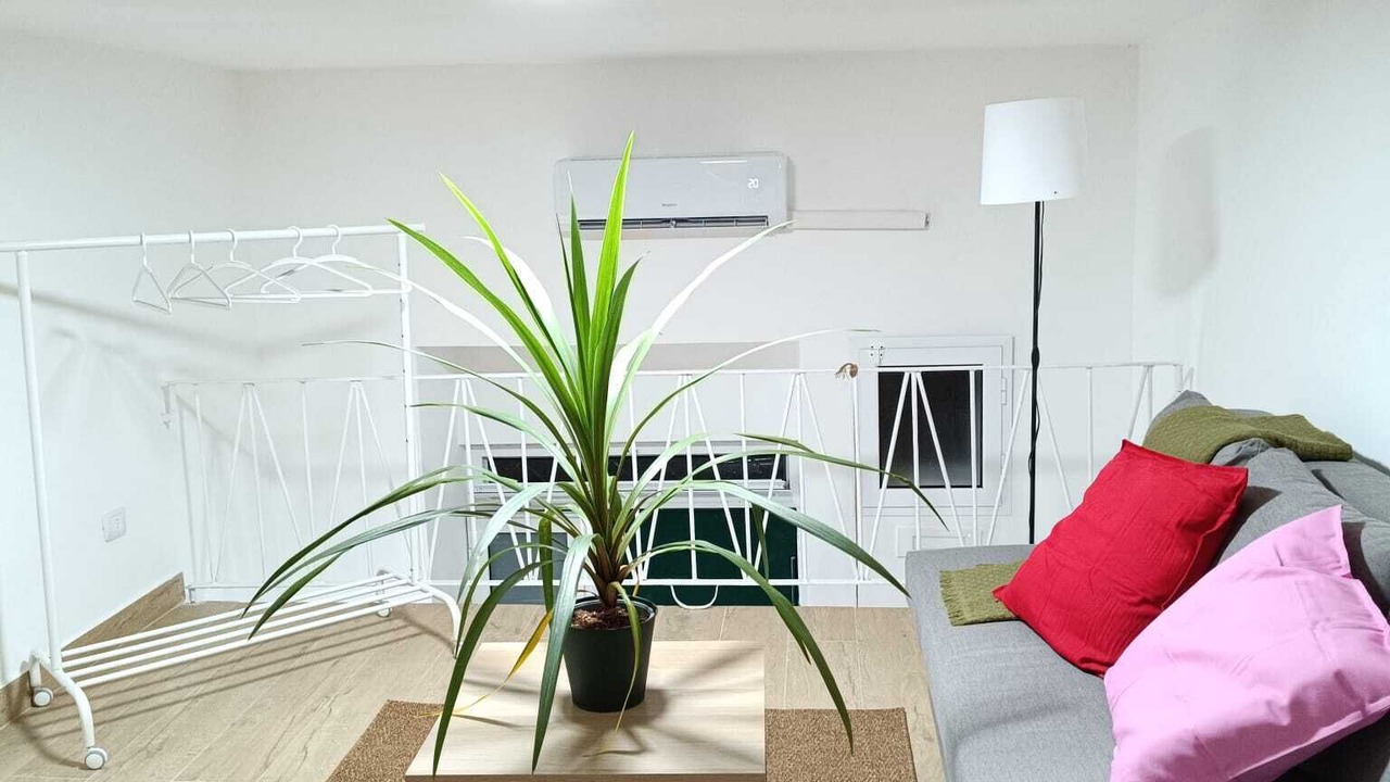 Photo of Livingroom in Naples City Centre