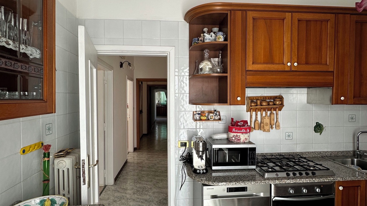 Photo of Kitchen in Meta