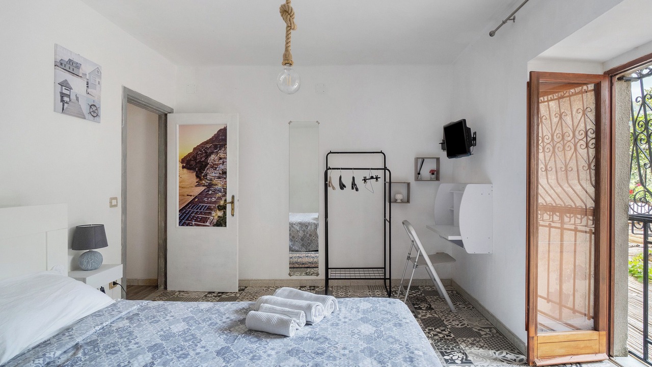 Photo of Bedroom in Seiano