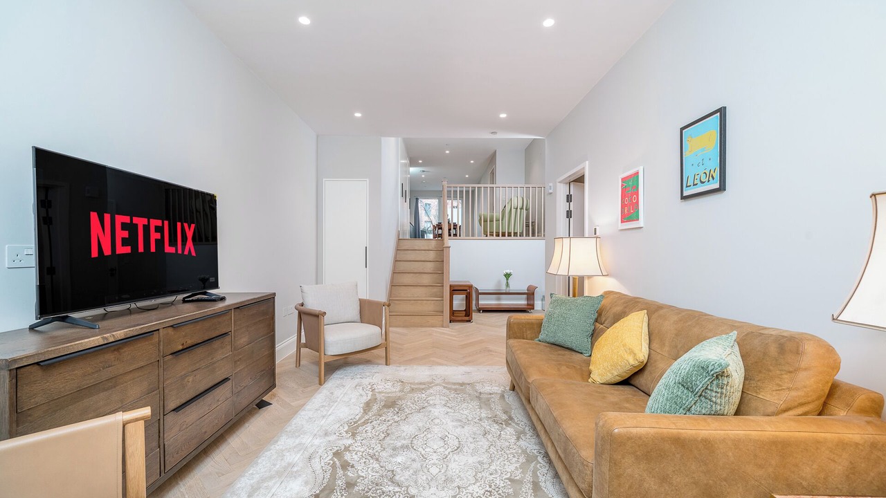 Photo of Livingroom in Whittington