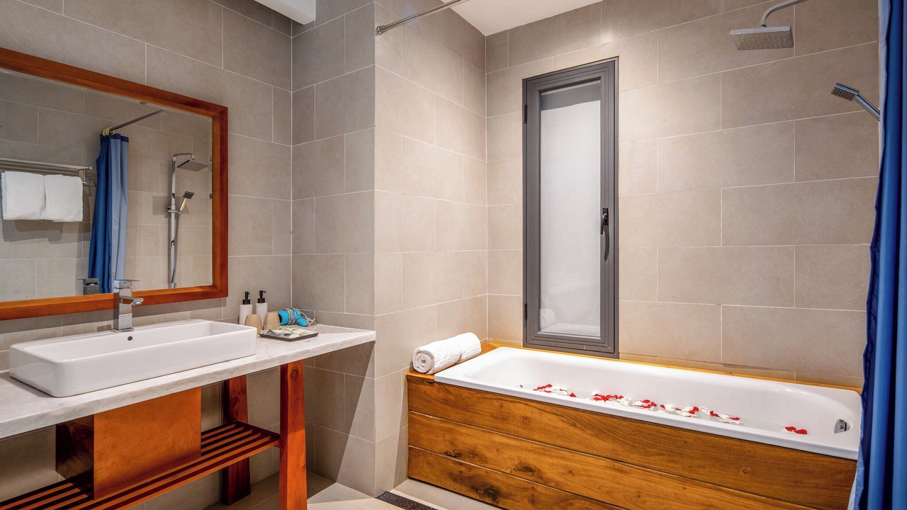 Photo of Bathroom in Cam Chau