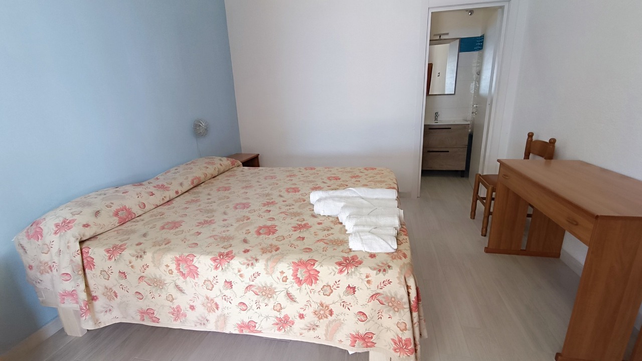 Photo of Bedroom in Forio