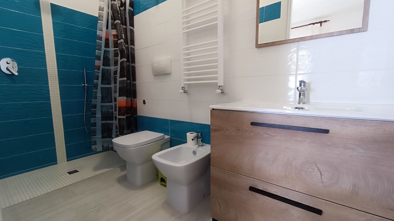 Photo of Bathroom in Forio