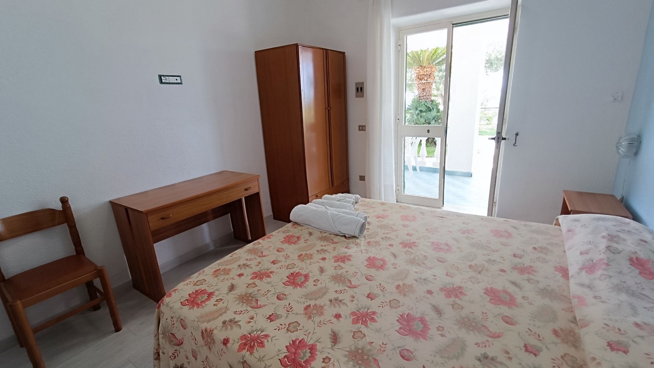 Photo of Bedroom in Forio