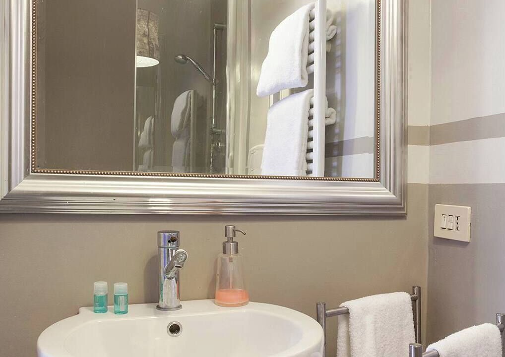 Photo of Bathroom in Navona