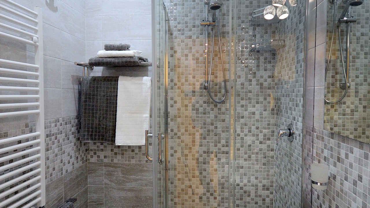 Photo of Bathroom in Naples City Centre