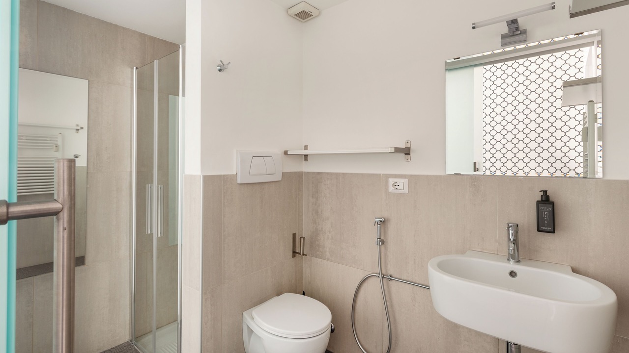 Photo of Bathroom in Rome City Centre