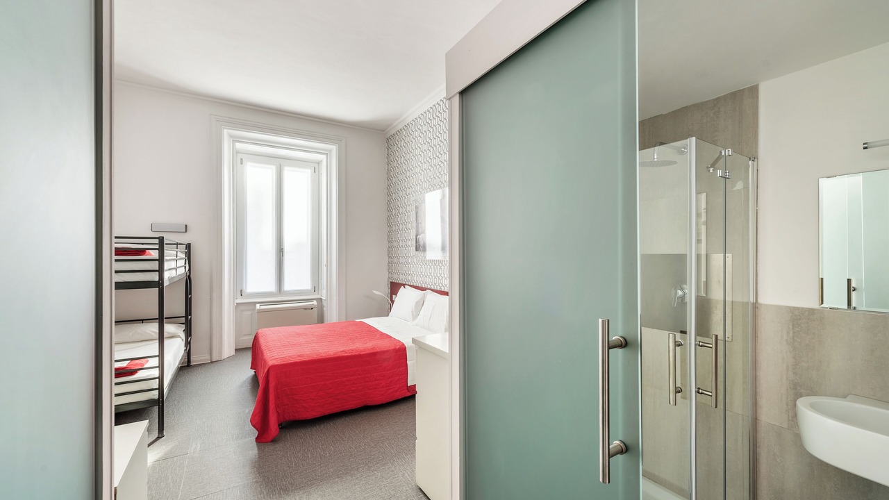 Photo of Bedroom in Rome City Centre