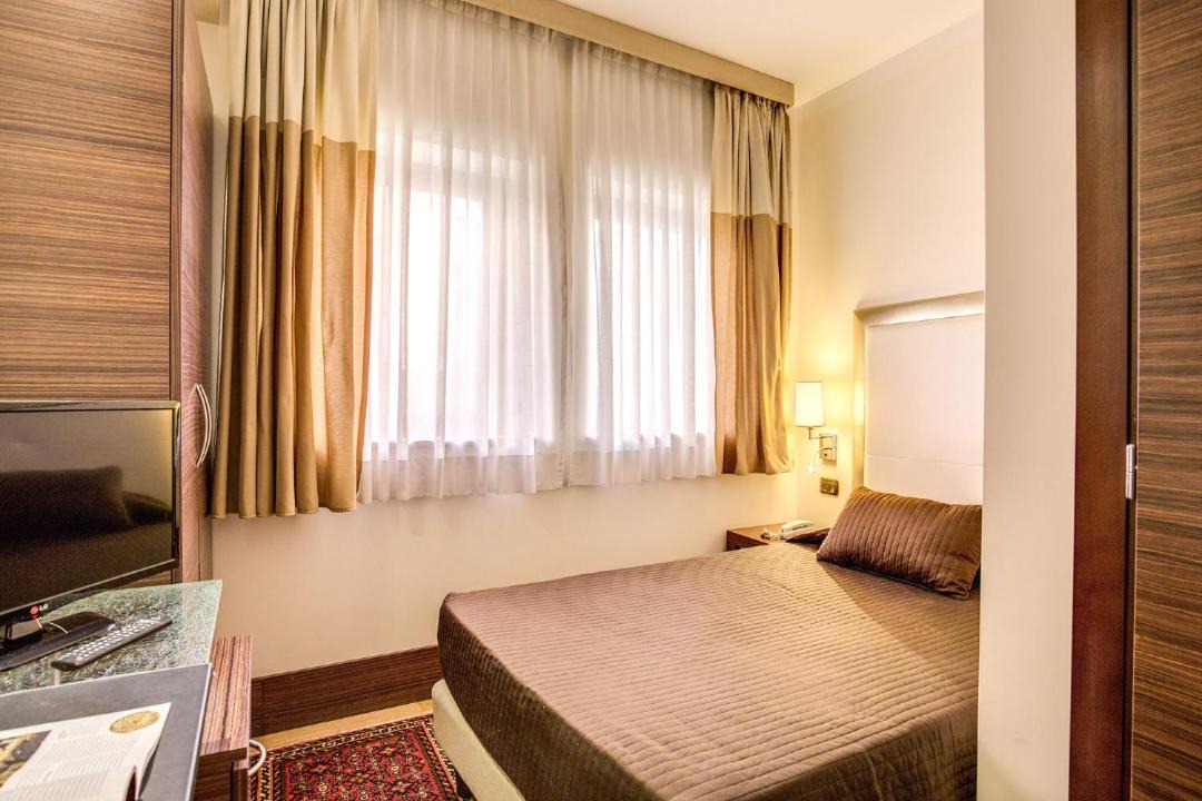 Photo of Bedroom in Tuscolano