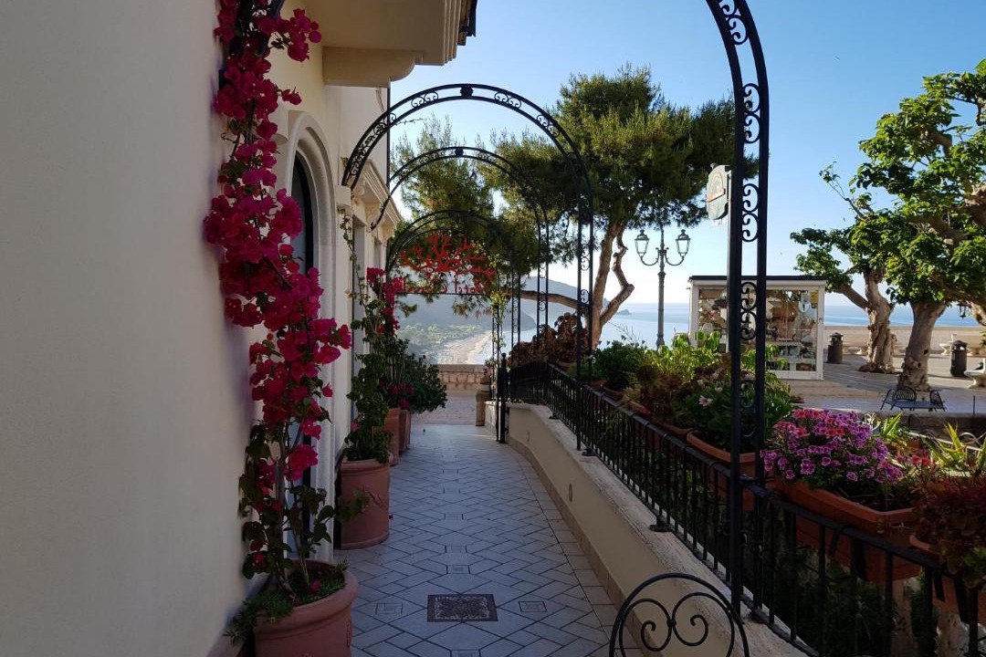 Photo of Others in Sperlonga