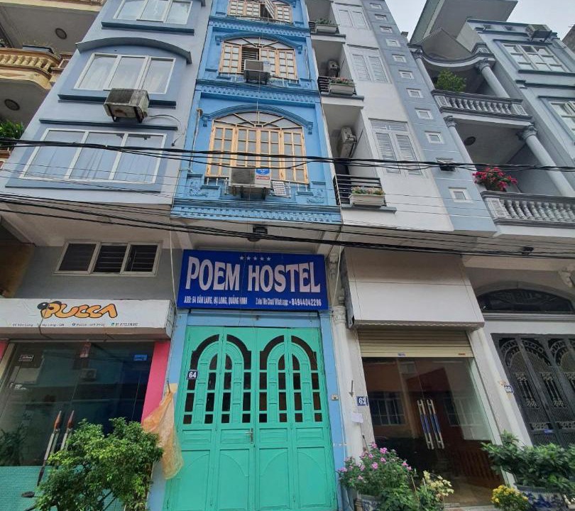 Photo of Buildings in Hon Gai