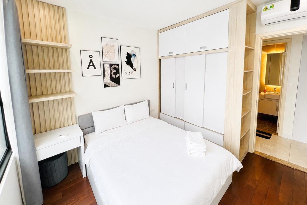 Photo of Bedroom in Trung Hoa Nhan Chinh