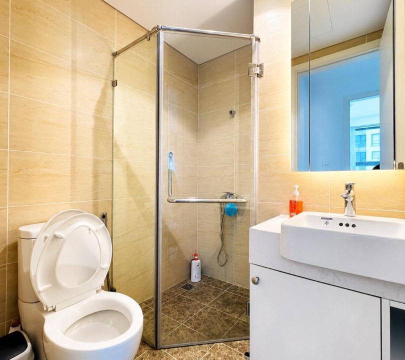 Photo of Bathroom in Trung Hoa Nhan Chinh