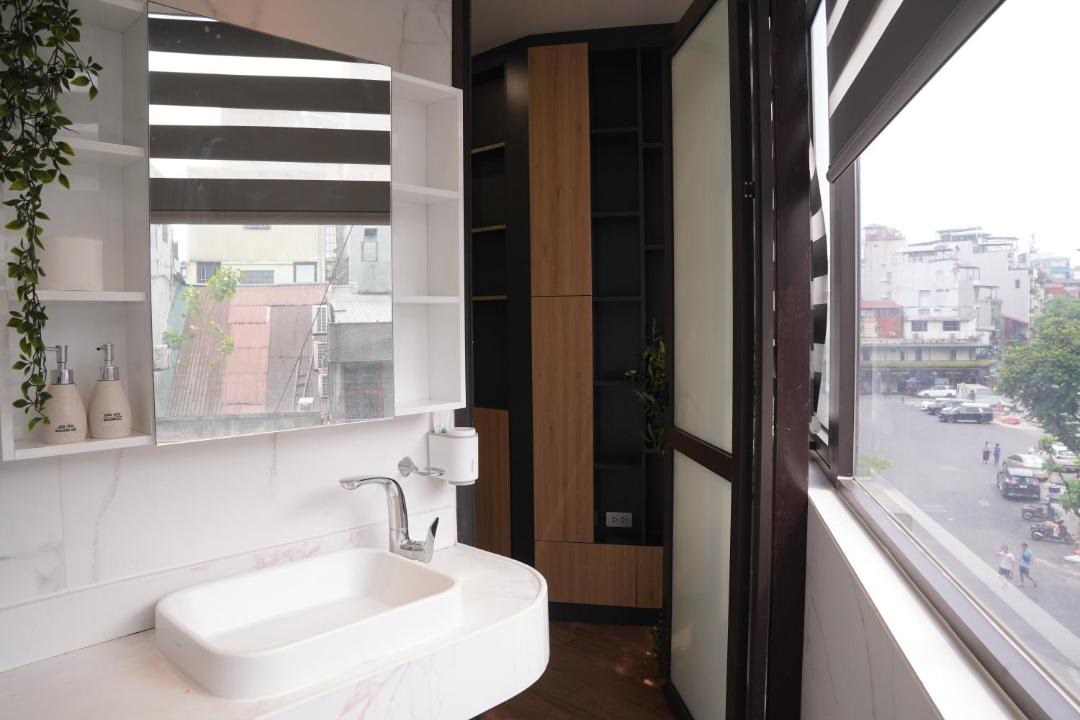 Photo of Bathroom in Old Quarter