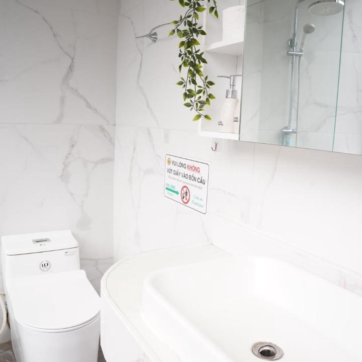 Photo of Bathroom in Old Quarter