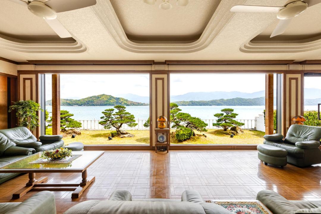 Photo of Livingroom in Mitoko