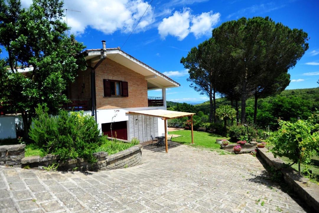 Photo of Others in Poggio