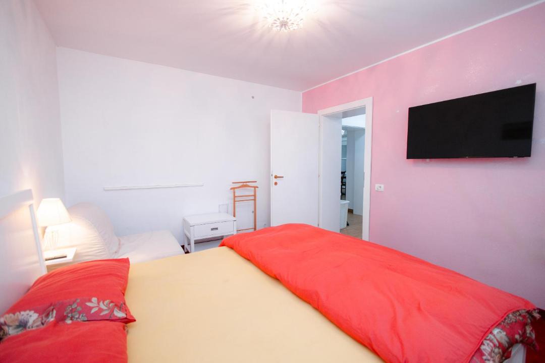 Photo of Bedroom in Recea