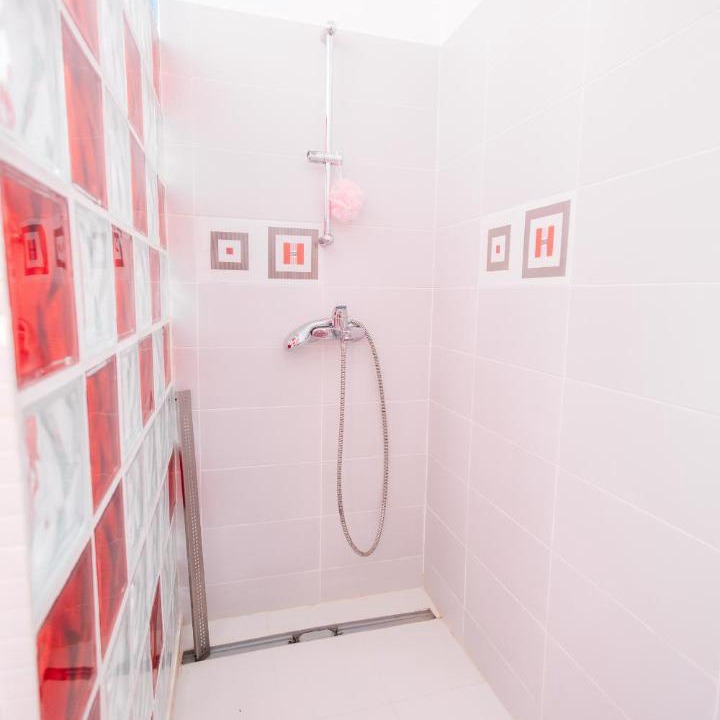 Photo of Bathroom in Recea