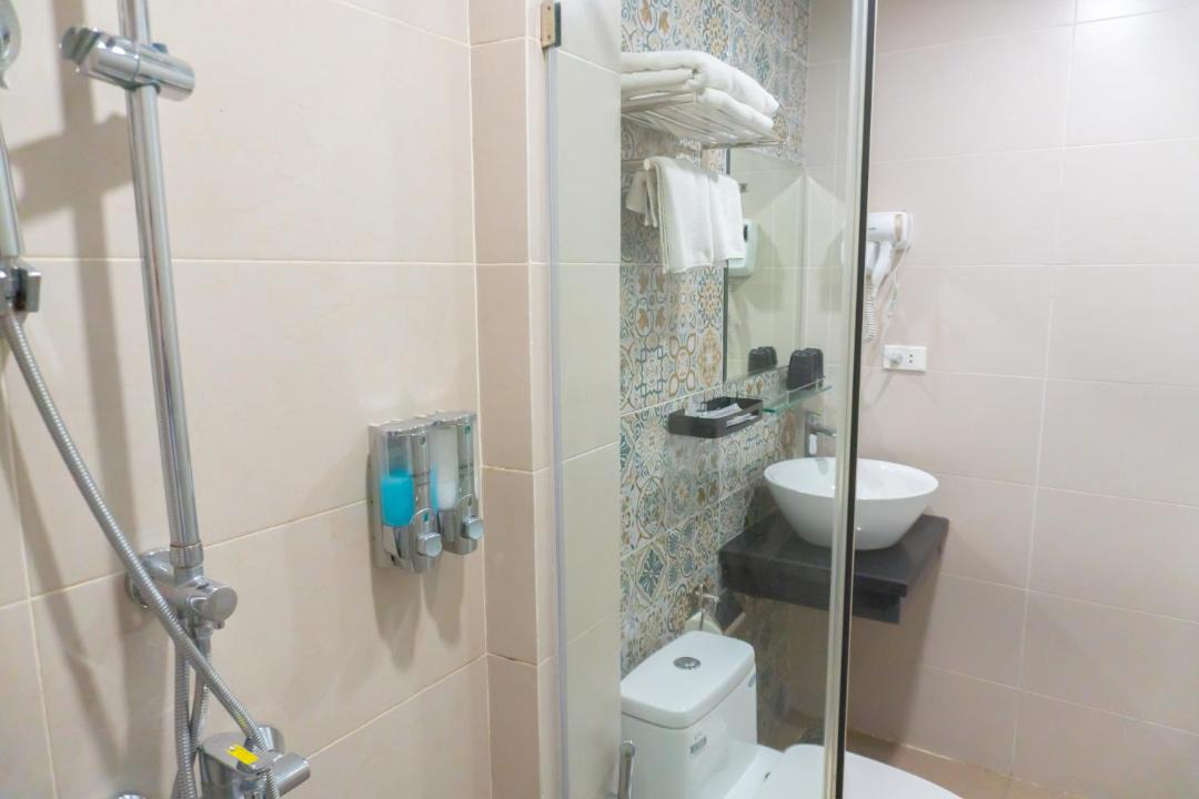 Photo of Bathroom in Hang Buom
