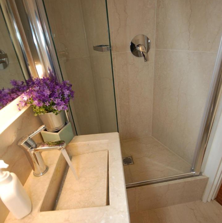 Photo of Bathroom in Mergellina