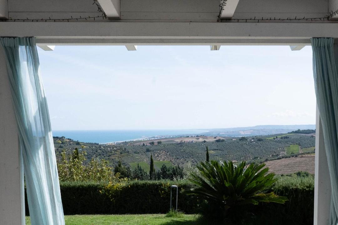 Photo of Others in Vasto