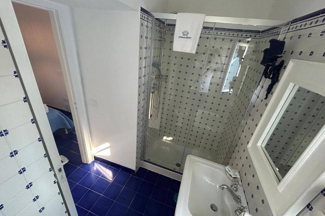 Photo of Bathroom in Bacoli