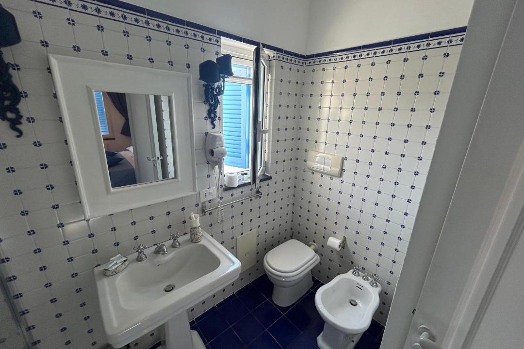 Photo of Bathroom in Bacoli