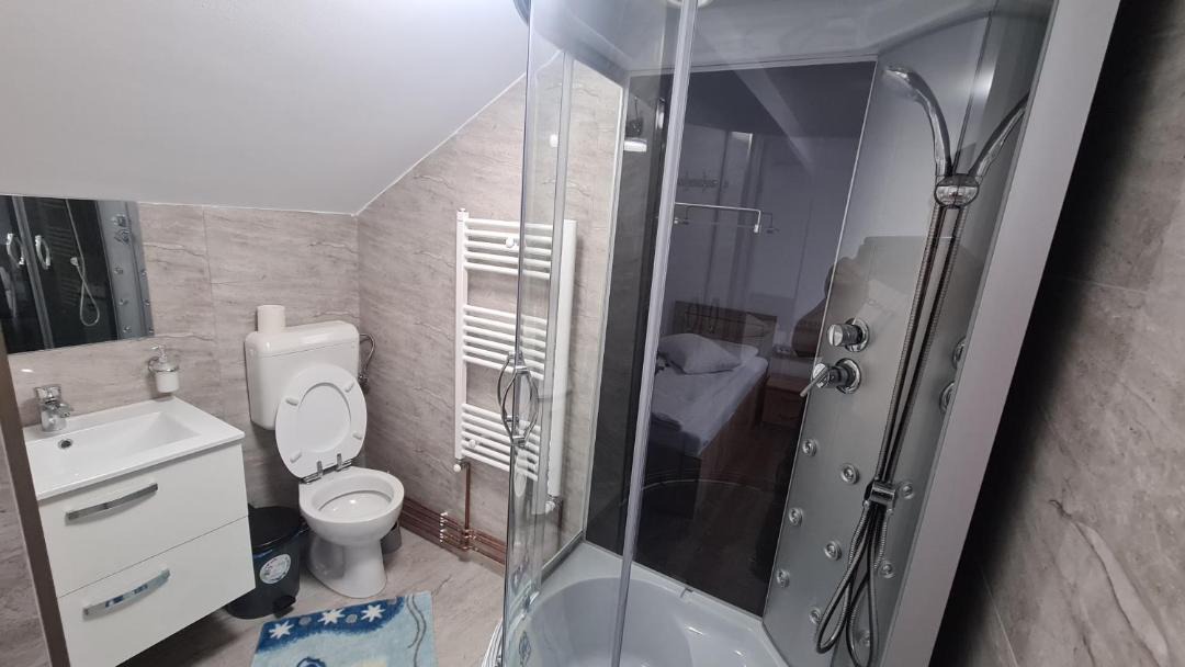 Photo of Bathroom in Chiscau