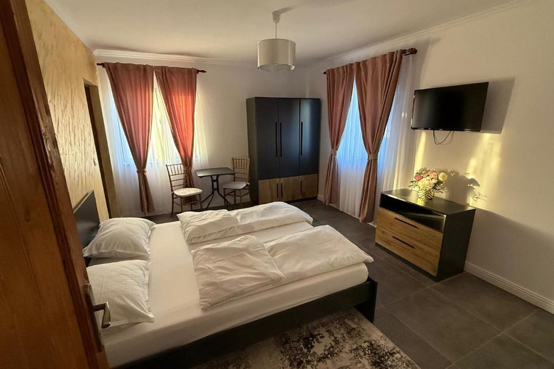 Photo of Bedroom in Seini