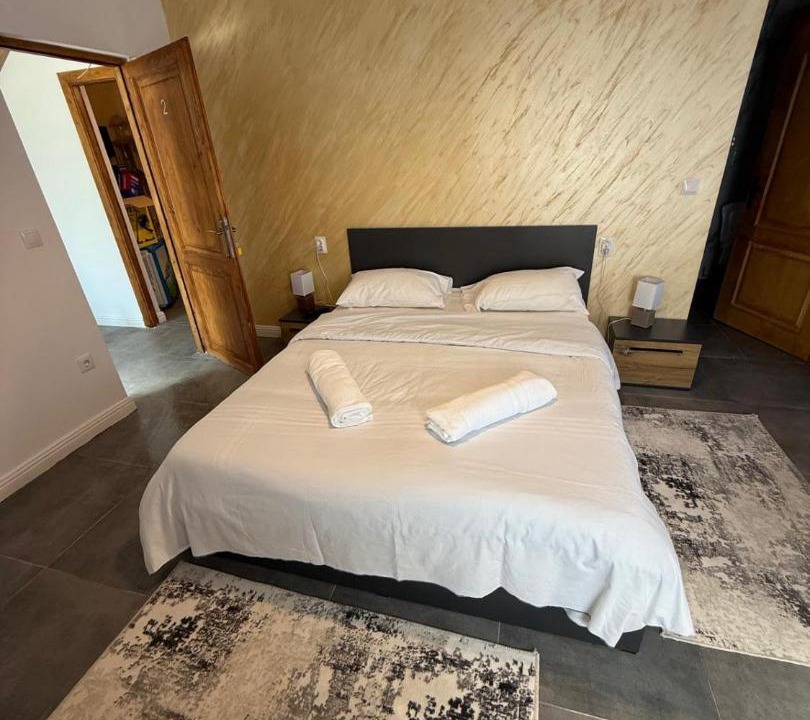 Photo of Bedroom in Seini