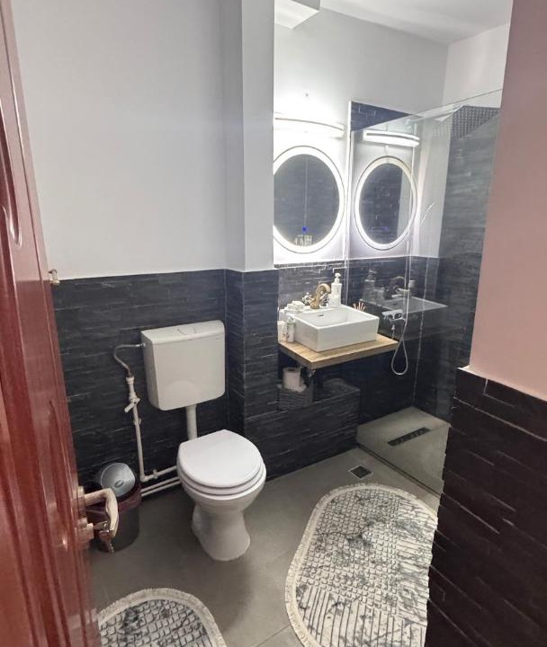Photo of Bathroom in Vulcan