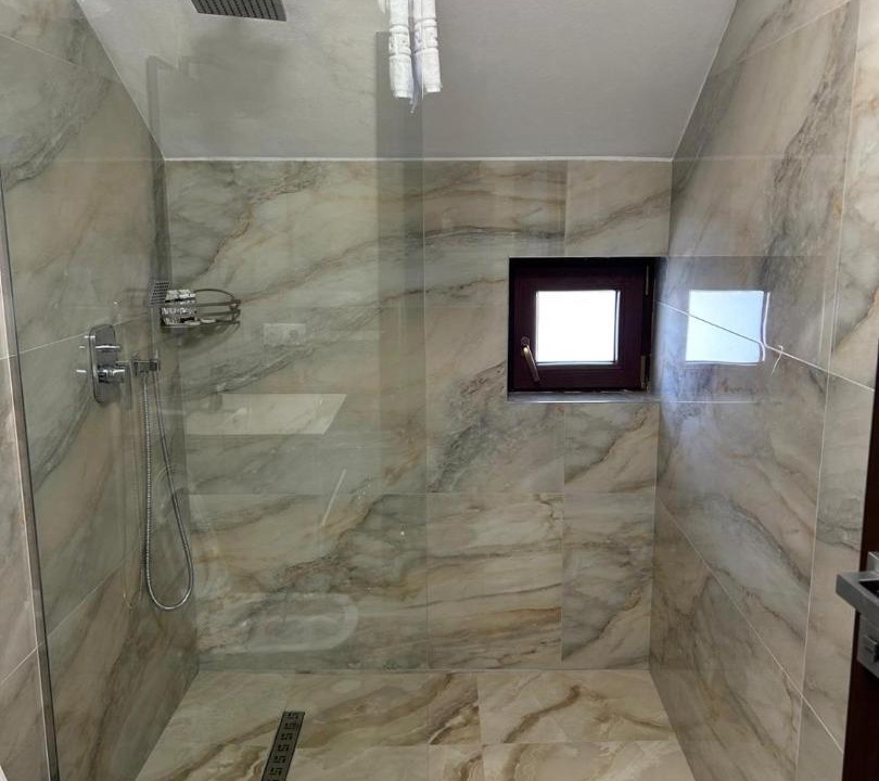 Photo of Bathroom in Ilva Mica