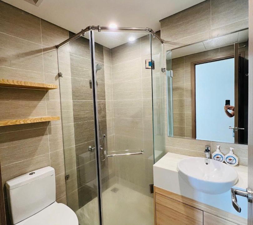 Photo of Bathroom in District 9