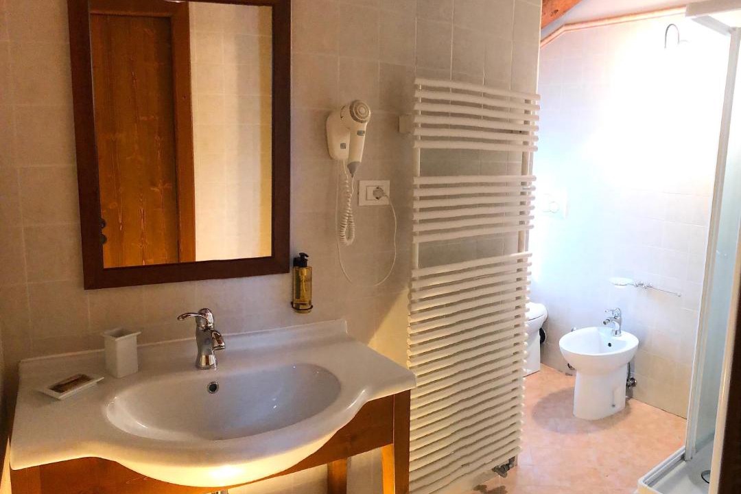 Photo of Bathroom in Pederobba