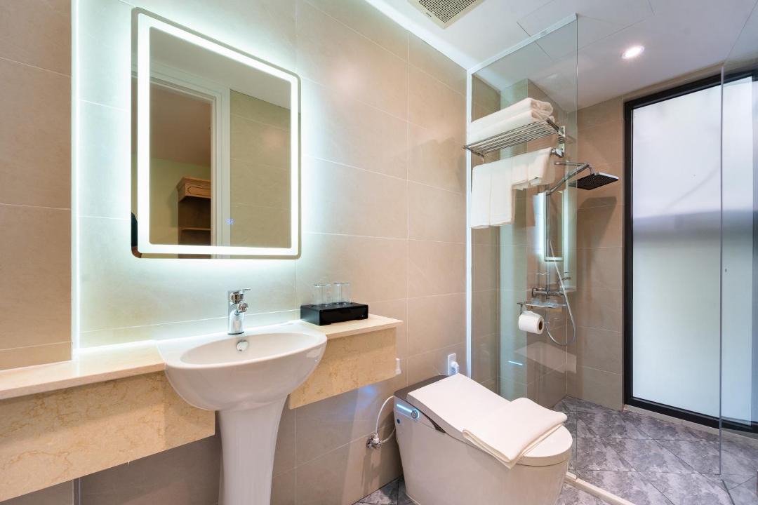 Photo of Bathroom in Phuong 6