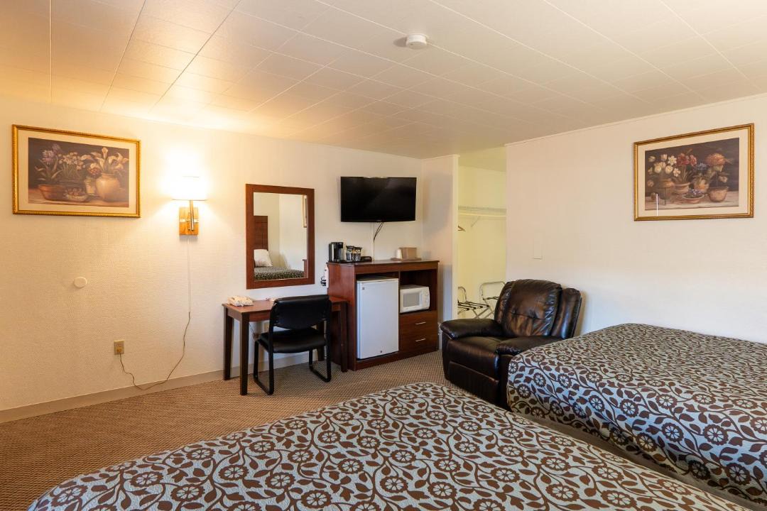 Photo of Bedroom in Hot Springs