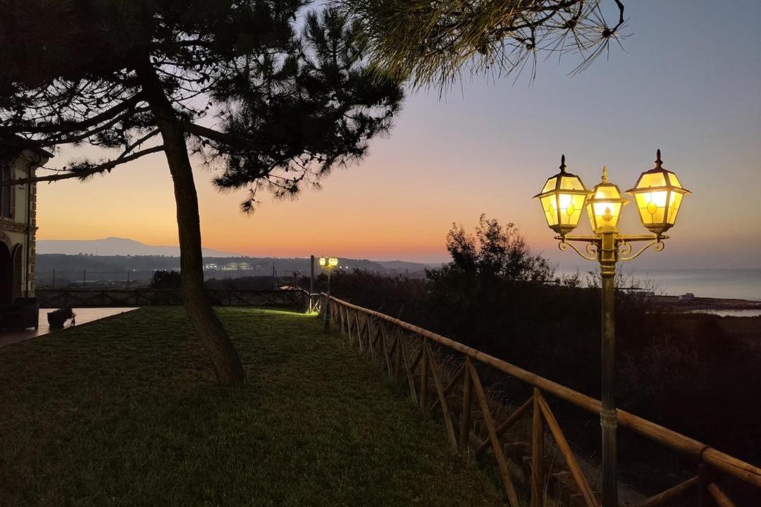 Photo of Others in Vasto