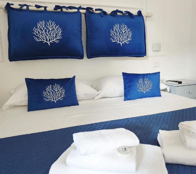 Photo of Bedroom in Forio