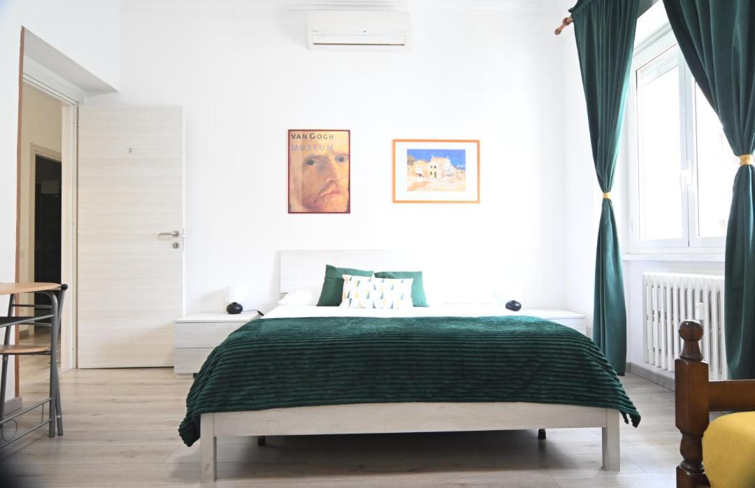 Photo of Bedroom in Quartiere XX Ardeatino